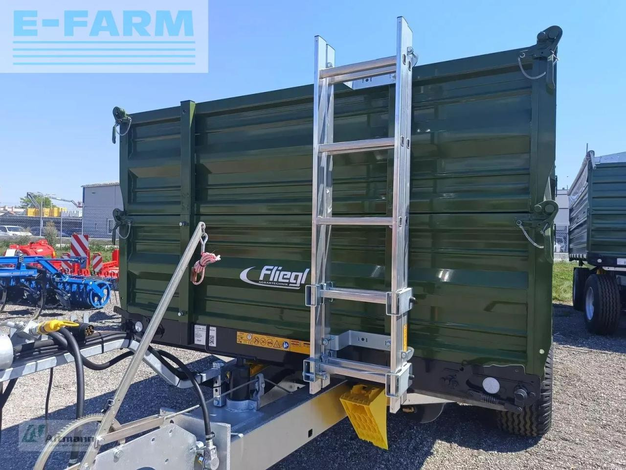Fliegl tdk140 fox - Trailer jungkit pertanian/ Tempat sampah: gambar 2 Fliegl tdk140 fox - Trailer jungkit pertanian/ Tempat sampah: gambar 2
