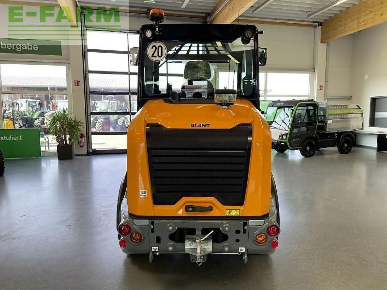 Giant g5000 - Ekskavator mini: gambar 3 Giant g5000 - Ekskavator mini: gambar 3