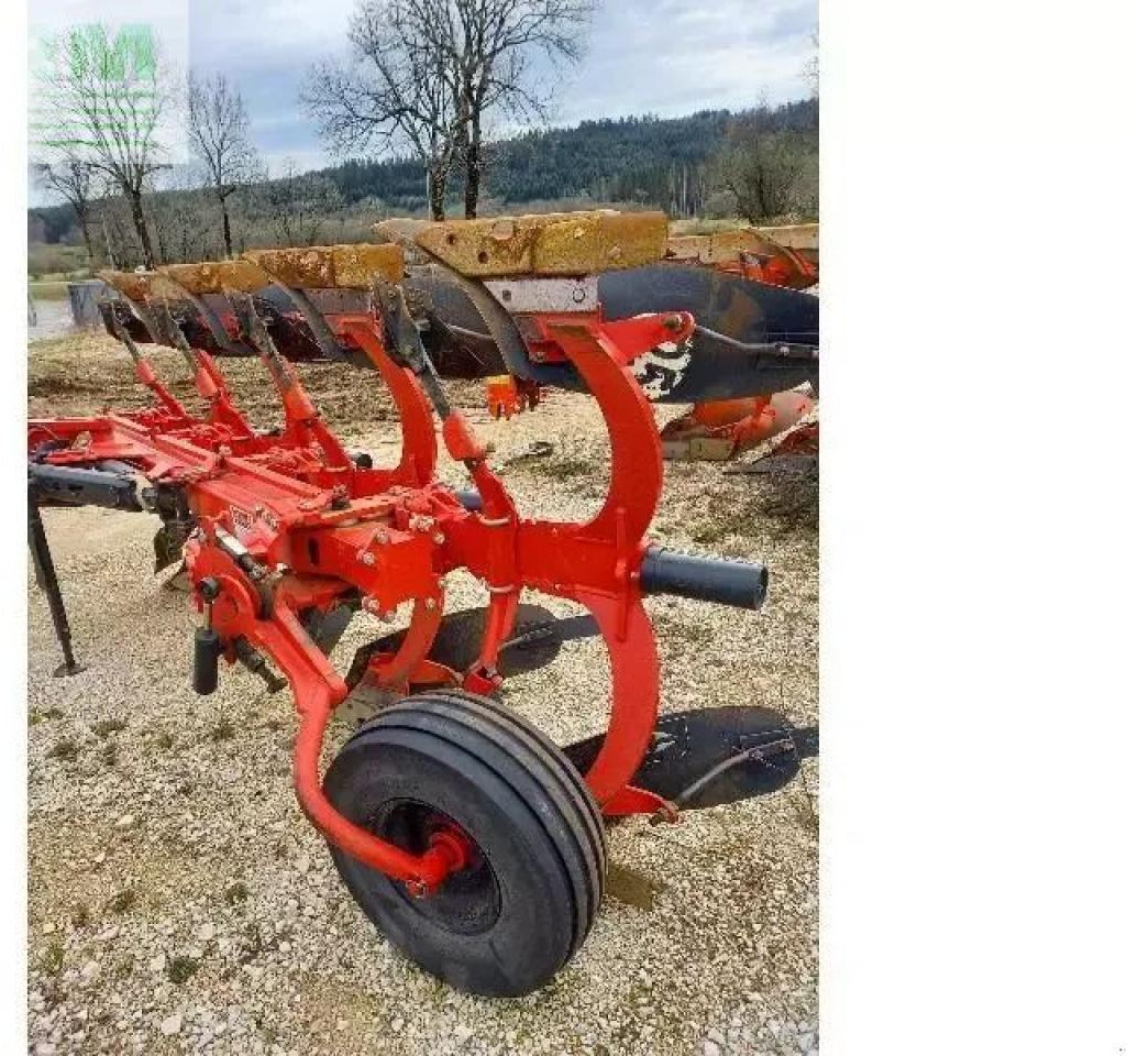 Gregoire Besson gregoire besson - Bajak: gambar 3 Gregoire Besson gregoire besson - Bajak: gambar 3