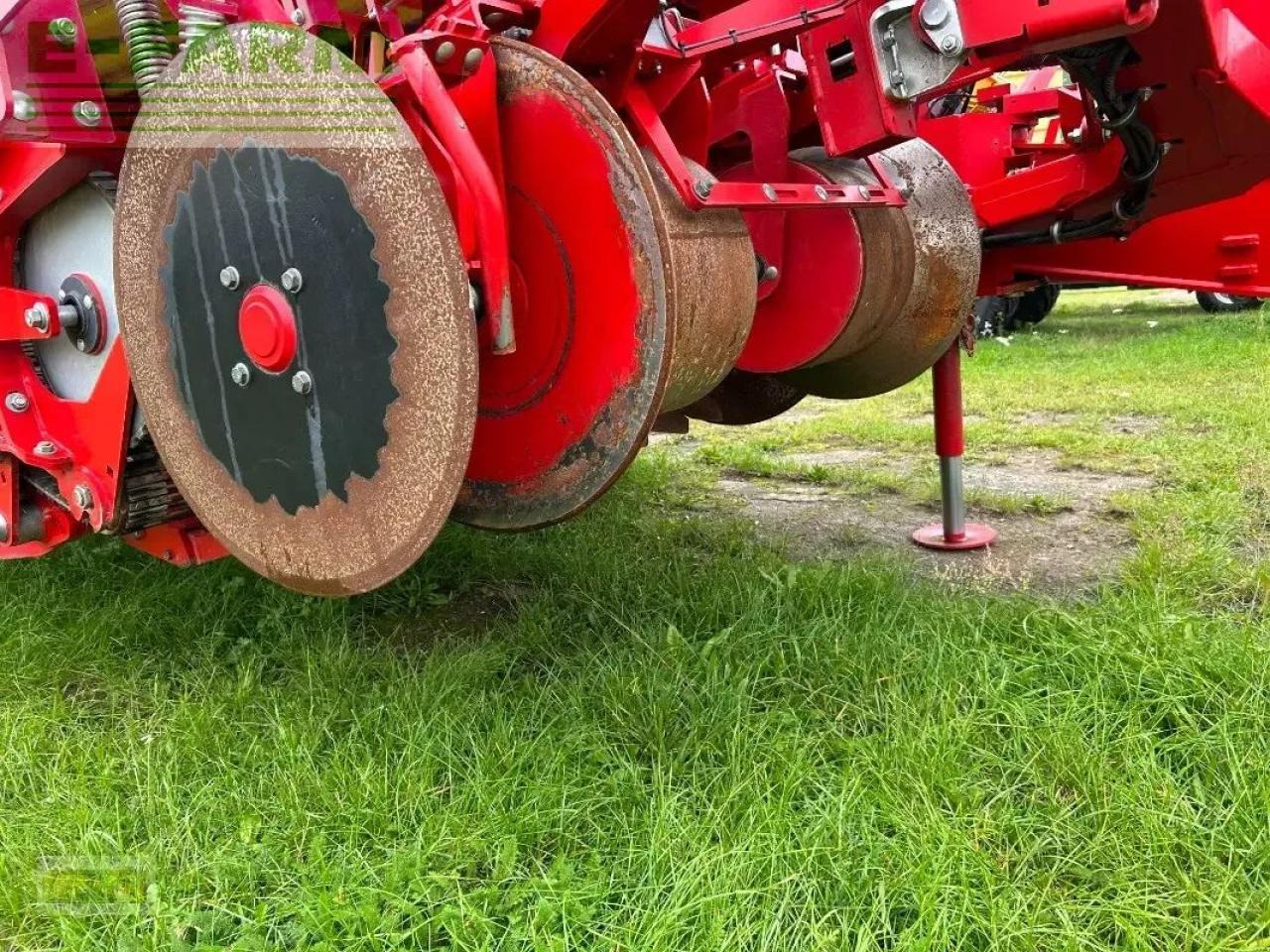 Grimme evo 260 - Mesin pemanen kentang: gambar 4 Grimme evo 260 - Mesin pemanen kentang: gambar 4
