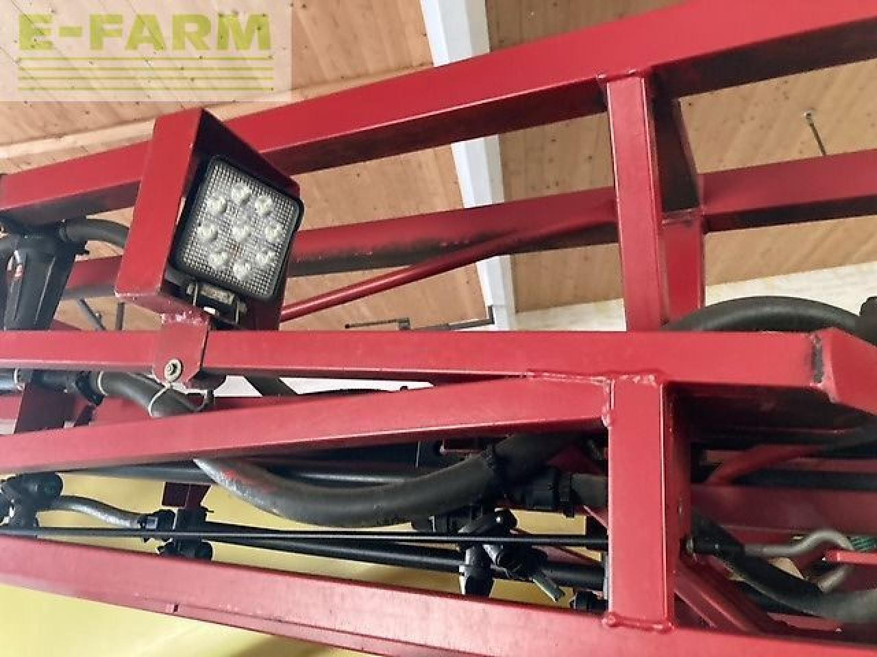 Hardi navigator 4000 - Penyemprot tertinggal: gambar 4 Hardi navigator 4000 - Penyemprot tertinggal: gambar 4