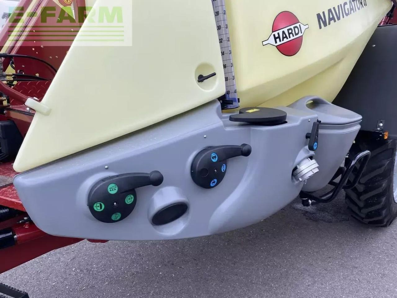Hardi navigator 4000l 27m 9tb ddz - Penyemprot tertinggal: gambar 3 Hardi navigator 4000l 27m 9tb ddz - Penyemprot tertinggal: gambar 3