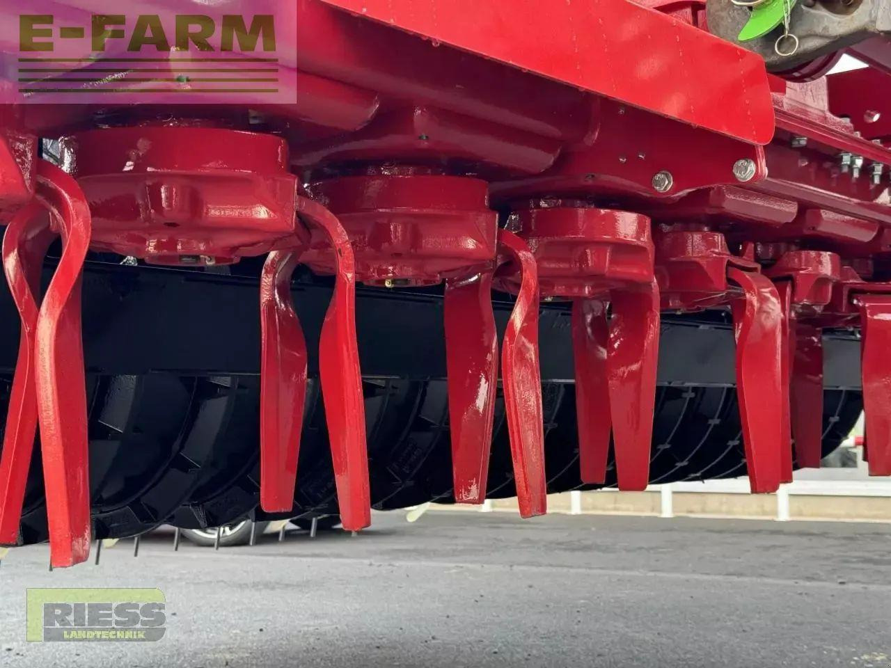 Horsch express 3 kr - Menggabungkan bor benih: gambar 4 Horsch express 3 kr - Menggabungkan bor benih: gambar 4
