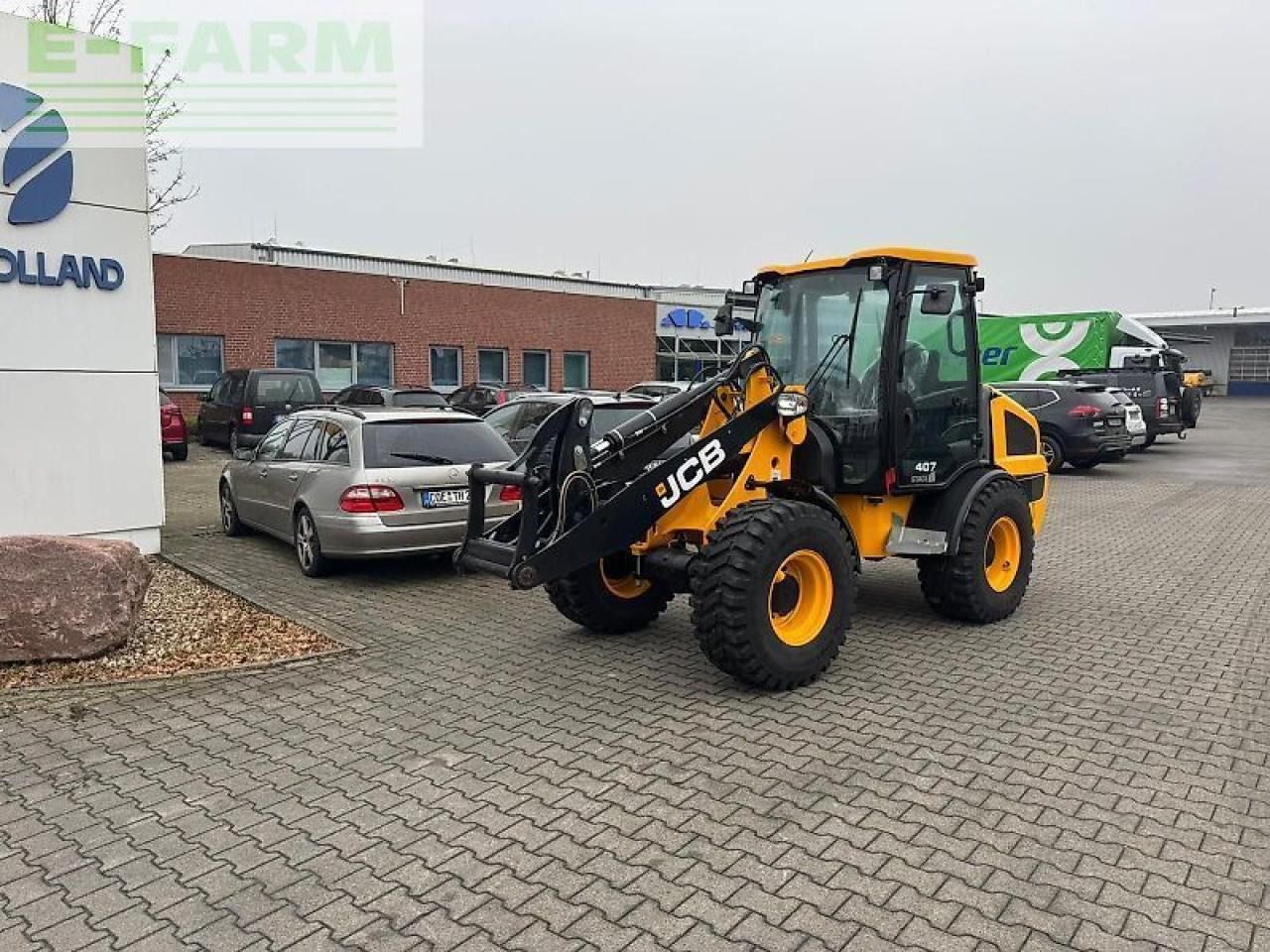 Ekskavator mini JCB 407: gambar 14