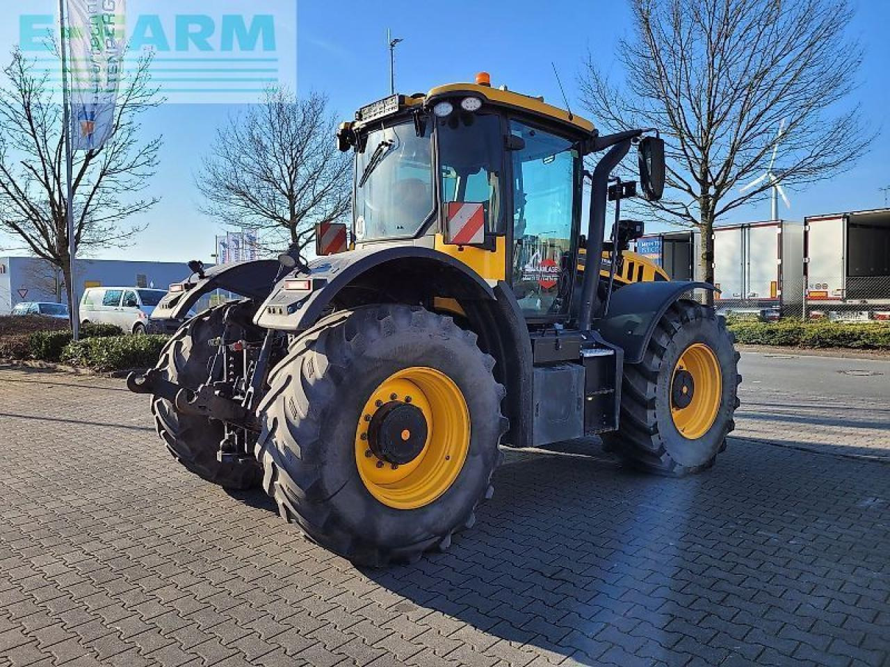 JCB 4220 fastrac - Traktor: gambar 4 JCB 4220 fastrac - Traktor: gambar 4