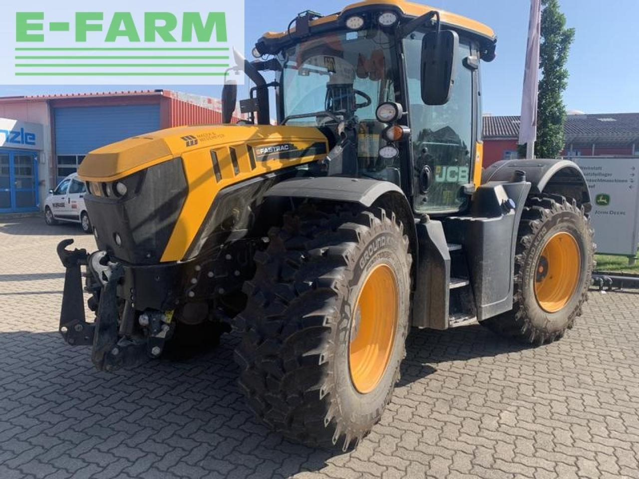 JCB 4220 fasttrac mit jd-autotrac vorbereitung + stoll konsolen - Traktor: gambar 1 JCB 4220 fasttrac mit jd-autotrac vorbereitung + stoll konsolen - Traktor: gambar 1