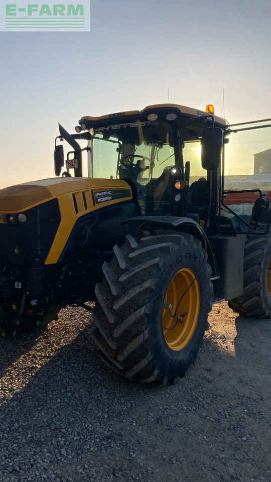 JCB Fastrac 4220 - Traktor: gambar 1 JCB Fastrac 4220 - Traktor: gambar 1