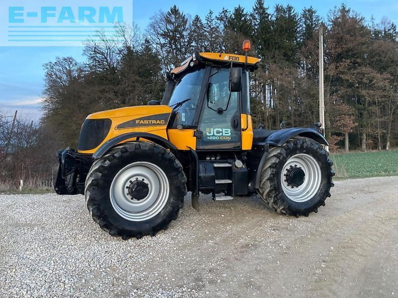 JCB fastrac 3220 plus - Traktor: gambar 1 JCB fastrac 3220 plus - Traktor: gambar 1