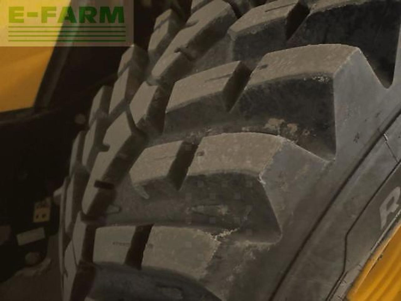 JCB fastrac 4220 - Traktor: gambar 3 JCB fastrac 4220 - Traktor: gambar 3