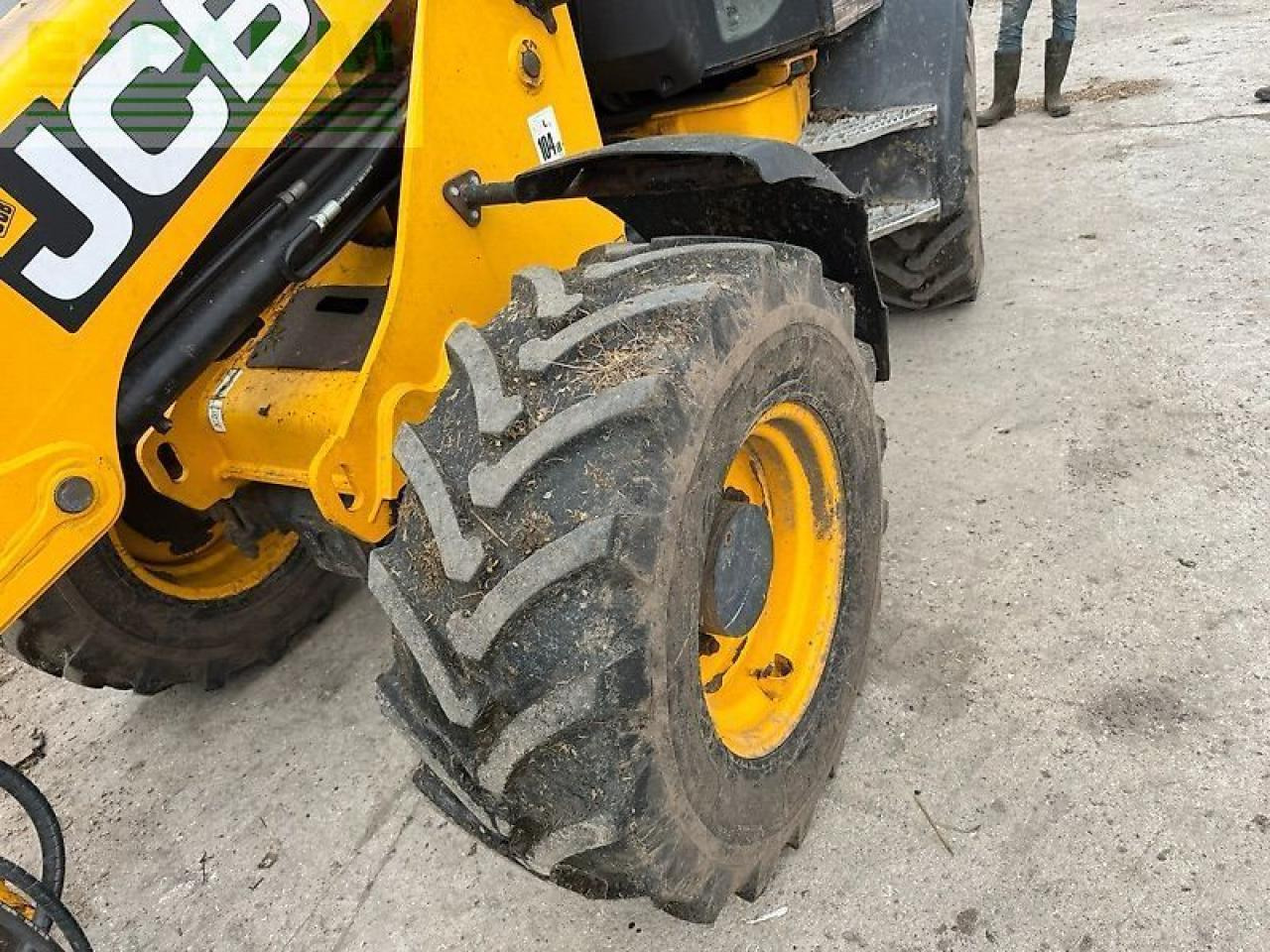 JCB tm 220 agri tele - Wheel loader: gambar 3 JCB tm 220 agri tele - Wheel loader: gambar 3