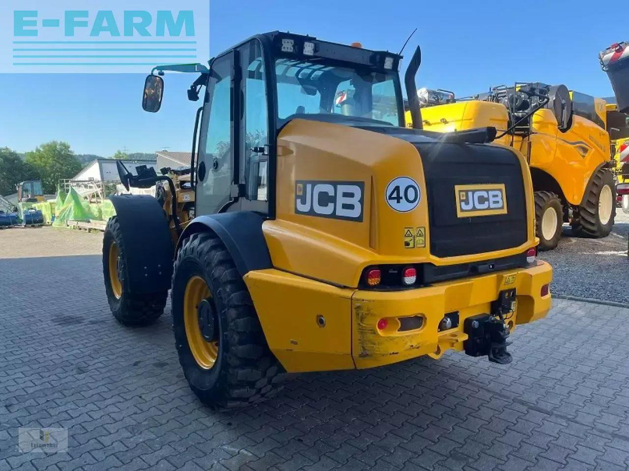 JCB tm 420 agri t4f - Telehandler: gambar 4 JCB tm 420 agri t4f - Telehandler: gambar 4