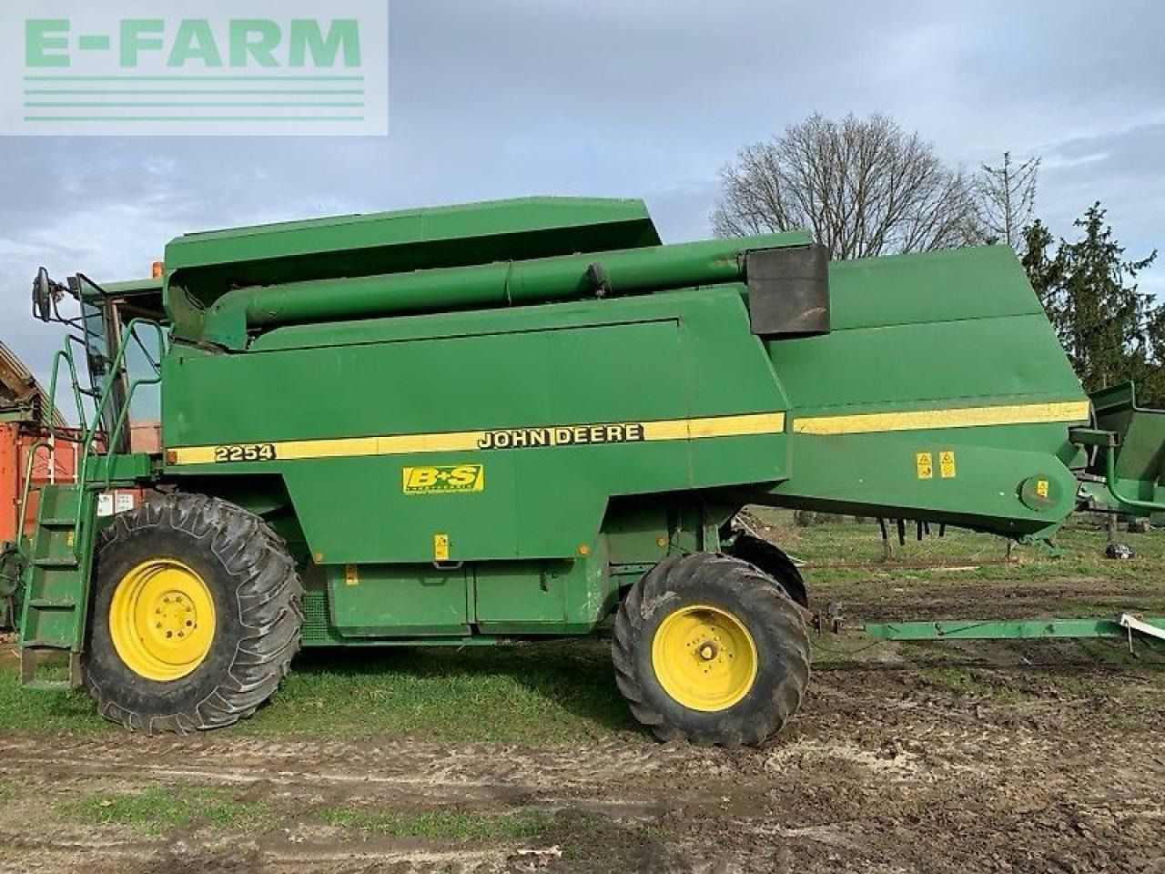 John Deere 2254 mähdrescher - Pemanen gabungan: gambar 1 John Deere 2254 mähdrescher - Pemanen gabungan: gambar 1