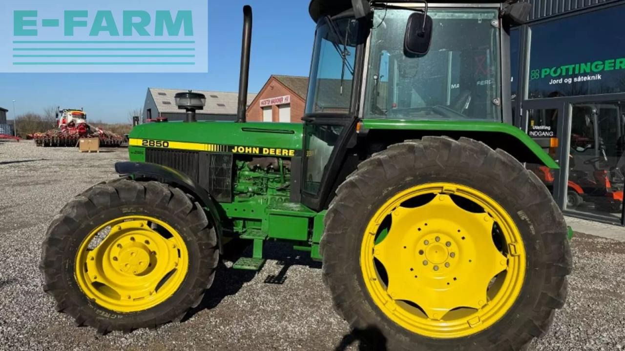 John Deere 2850 4 wd. - Traktor: gambar 5 John Deere 2850 4 wd. - Traktor: gambar 5