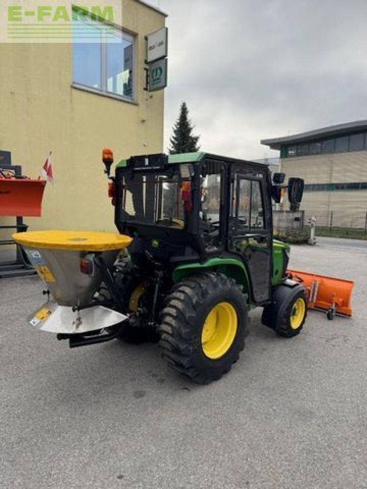 John Deere 3025e - Traktor: gambar 3 John Deere 3025e - Traktor: gambar 3