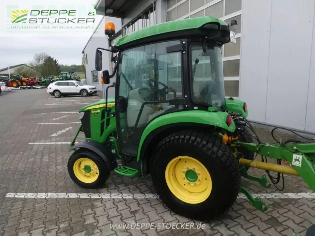 John Deere 3046r - Traktor: gambar 3 John Deere 3046r - Traktor: gambar 3