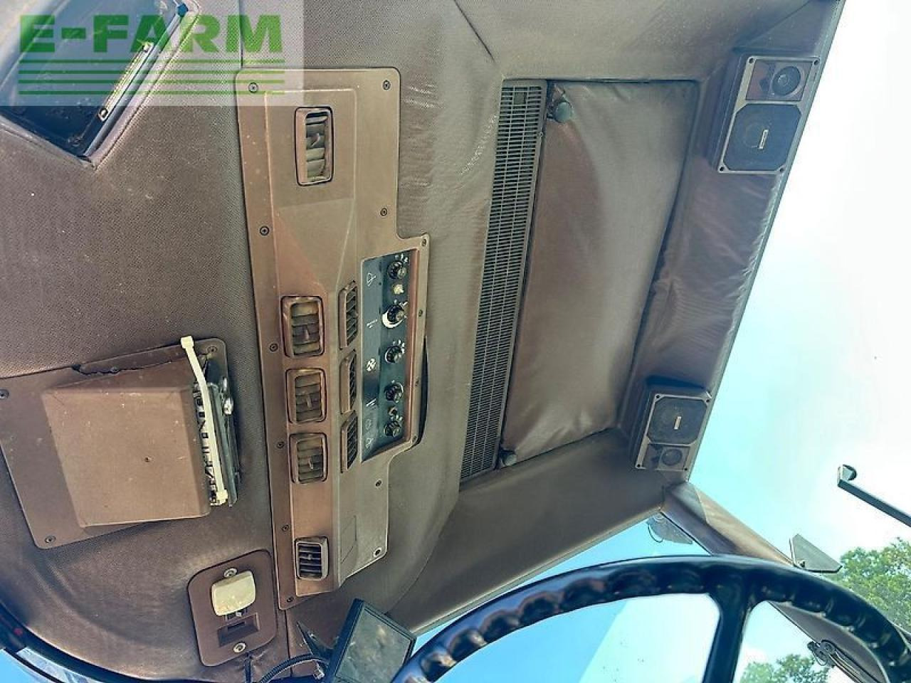 John Deere 4050 klima fronthubwerk - Traktor: gambar 5 John Deere 4050 klima fronthubwerk - Traktor: gambar 5