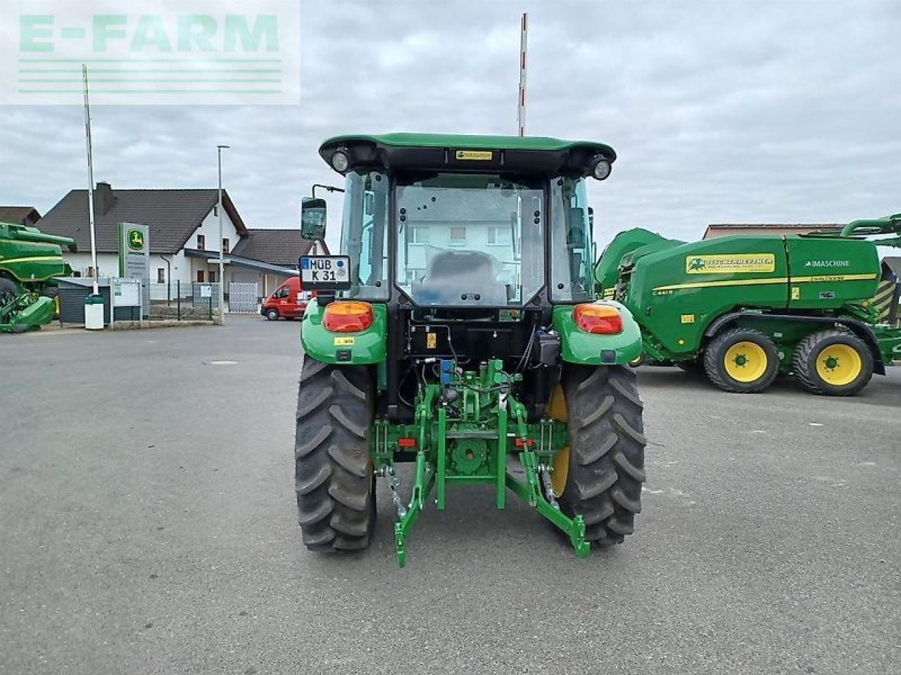 John Deere 5058e - Traktor: gambar 3 John Deere 5058e - Traktor: gambar 3