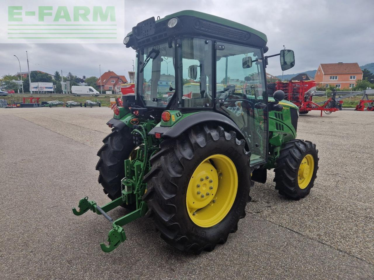 Traktor John Deere 5075 GF: gambar 8