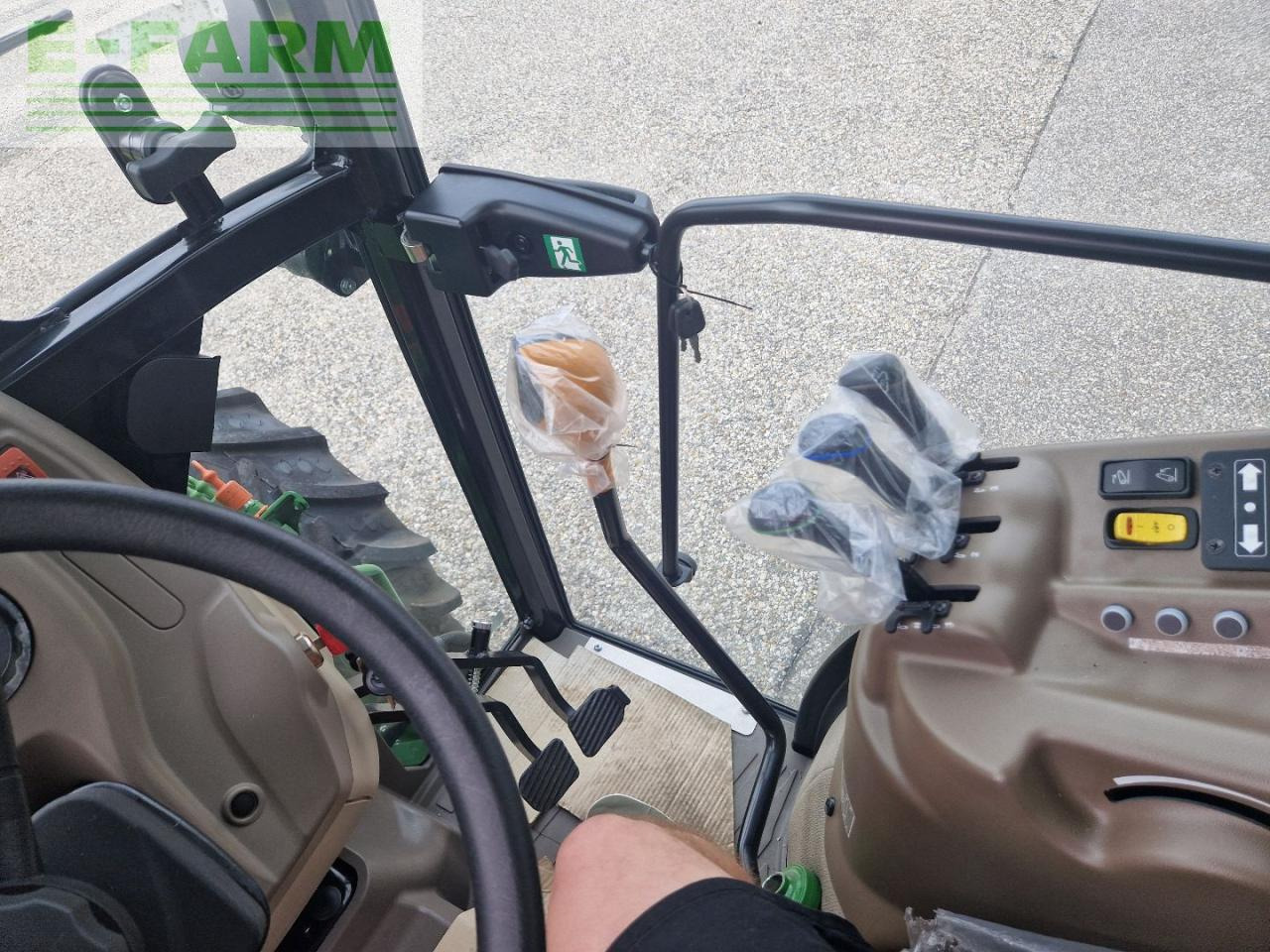 Traktor John Deere 5075 GF: gambar 17