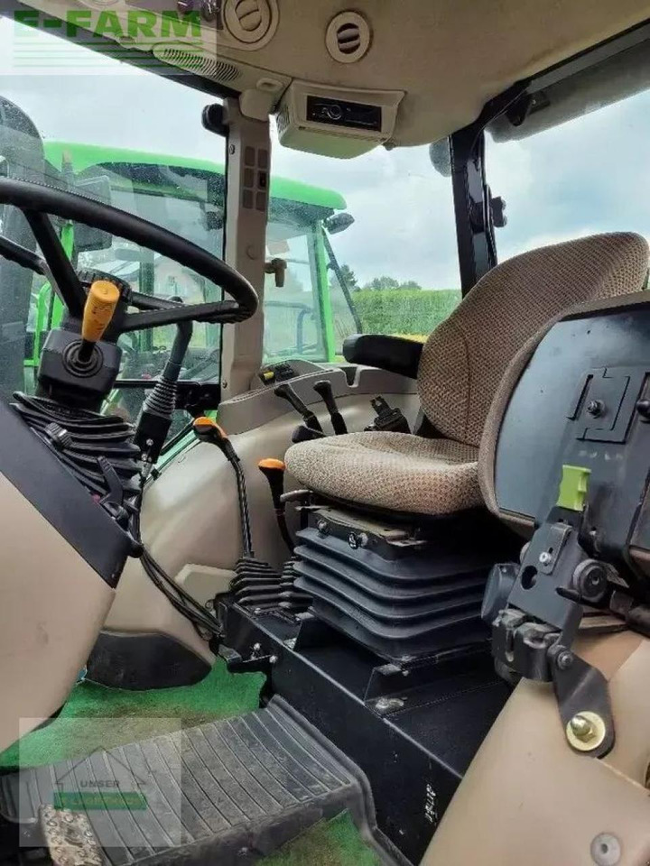 Traktor John Deere 5075 e: gambar 6 Traktor John Deere 5075 e: gambar 6