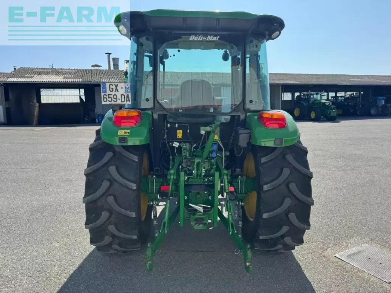 John Deere 5075 e power reverser 24/12 - Traktor: gambar 5 John Deere 5075 e power reverser 24/12 - Traktor: gambar 5