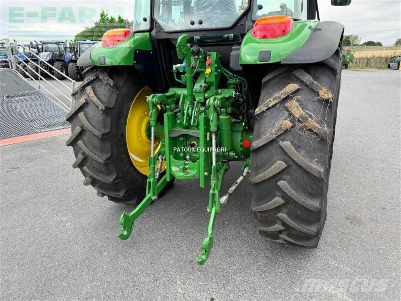 John Deere 5090m - Traktor: gambar 5 John Deere 5090m - Traktor: gambar 5