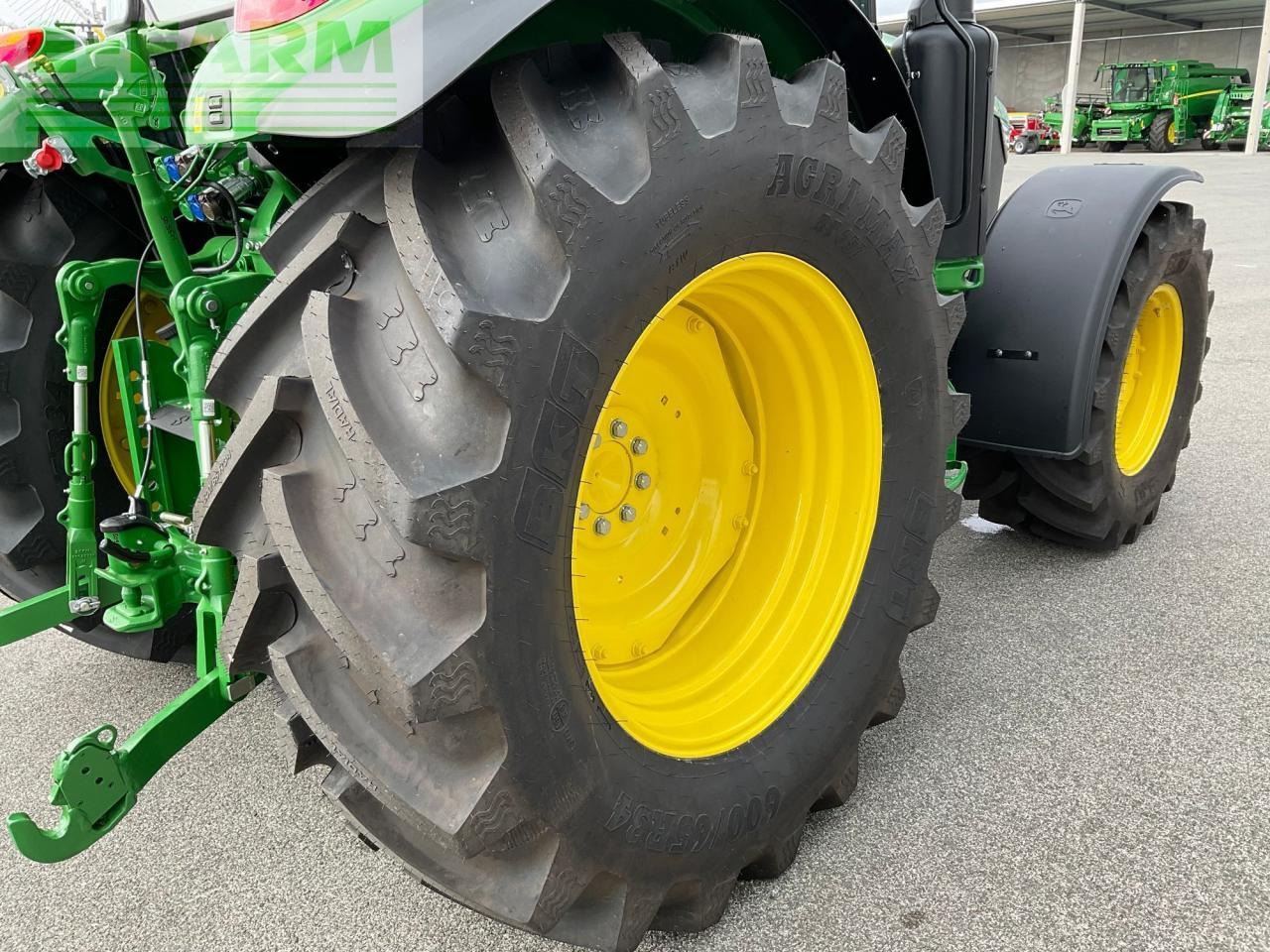 Traktor John Deere 5095M: gambar 34