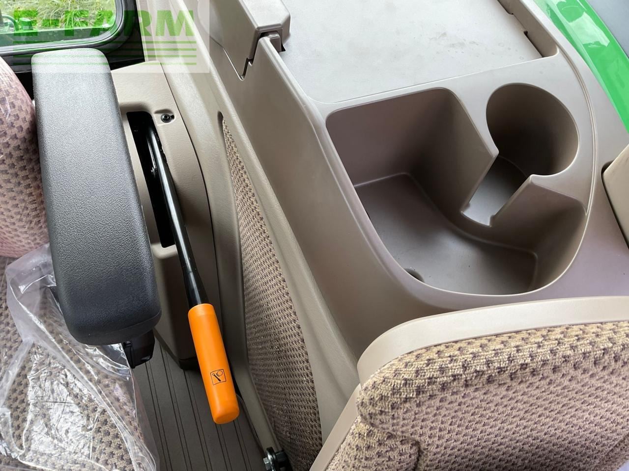 Traktor John Deere 5095M: gambar 17