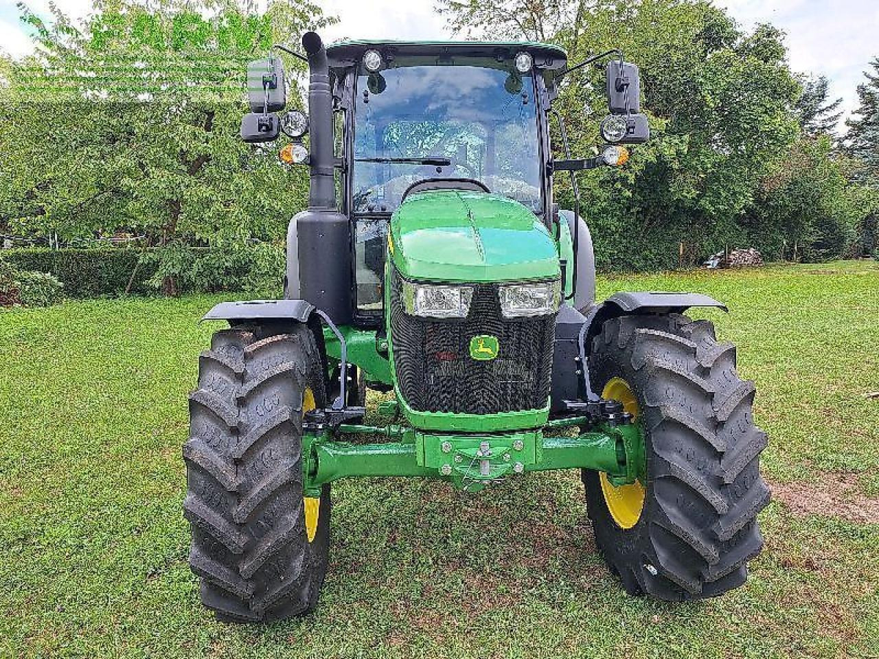 John Deere 5100m - Traktor: gambar 3 John Deere 5100m - Traktor: gambar 3