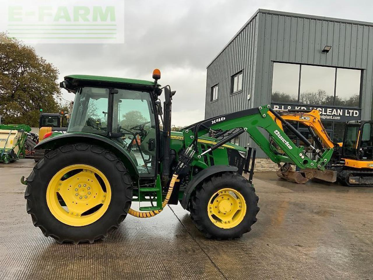 John Deere 5100m tractor (st23948) - Traktor: gambar 2 John Deere 5100m tractor (st23948) - Traktor: gambar 2