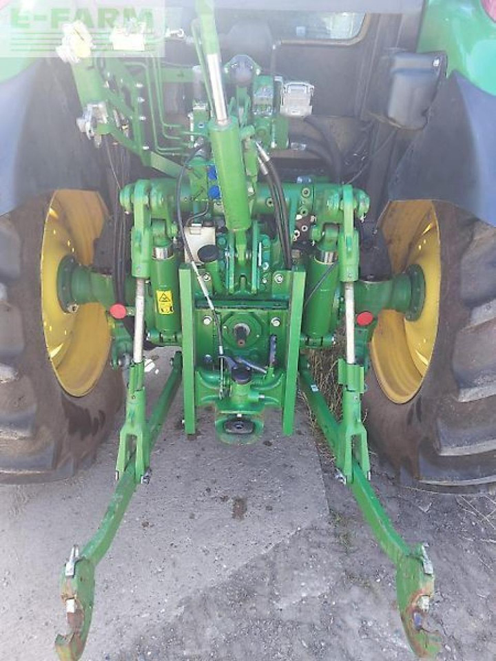 Traktor John Deere 5125r: gambar 7