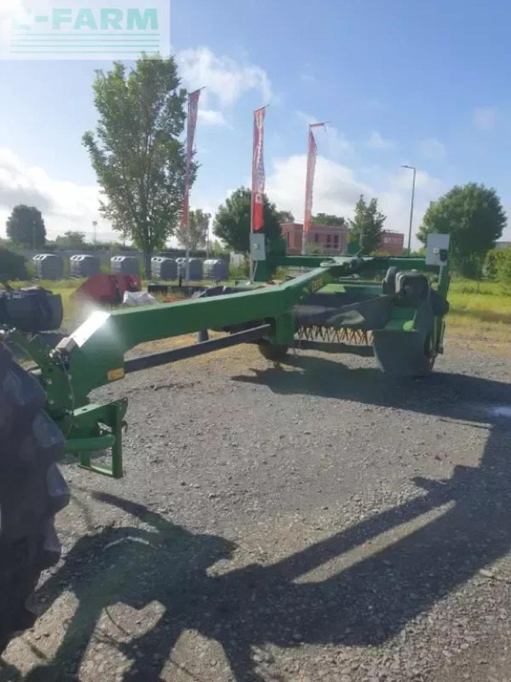 John Deere 530 - Mesin pemotong padang rumput: gambar 4 John Deere 530 - Mesin pemotong padang rumput: gambar 4