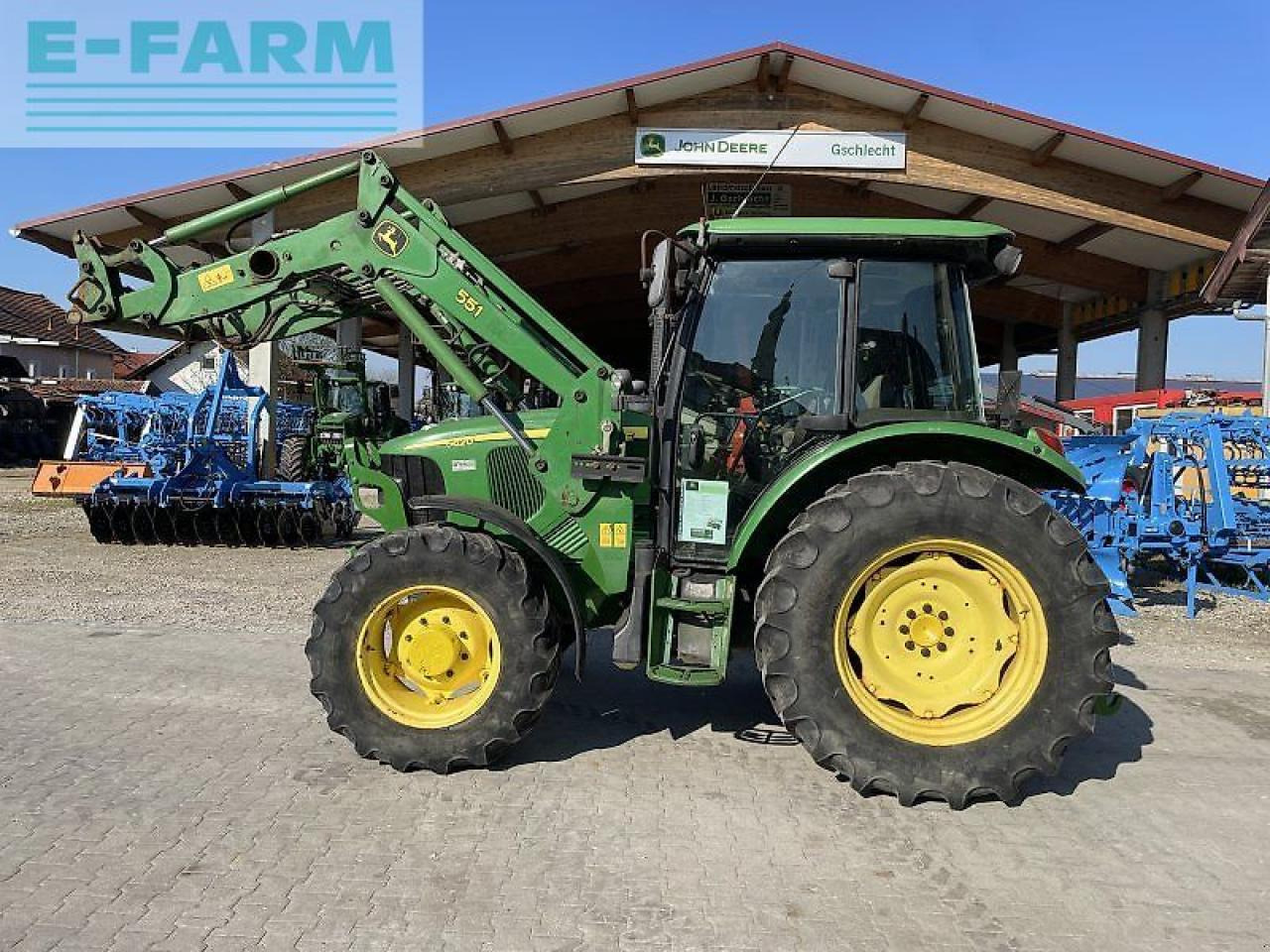 John Deere 5620 fl premium - Traktor: gambar 3 John Deere 5620 fl premium - Traktor: gambar 3