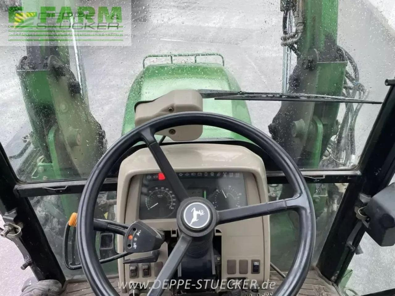 John Deere 5720 - Traktor: gambar 3 John Deere 5720 - Traktor: gambar 3