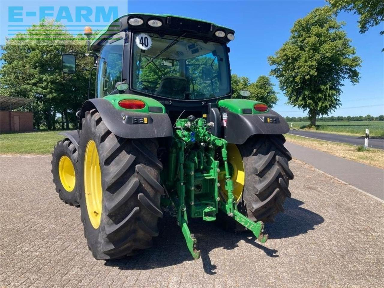 Traktor John Deere 6.105: gambar 6