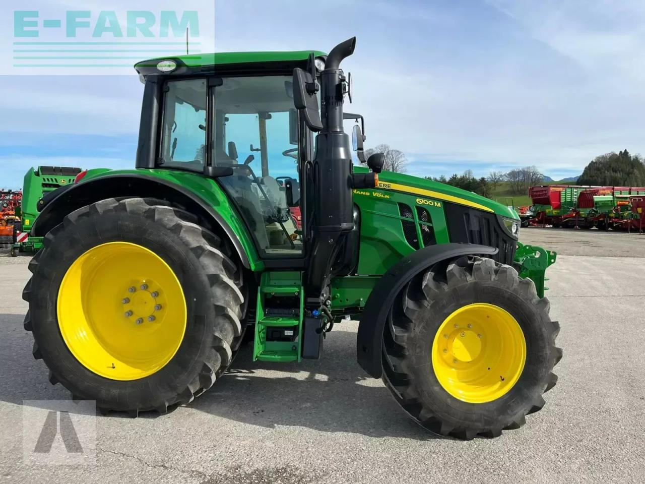 John Deere 6100m - Traktor: gambar 2 John Deere 6100m - Traktor: gambar 2