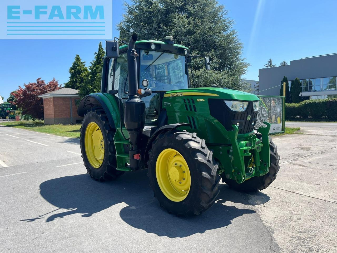 John Deere 6110M - Traktor: gambar 4 John Deere 6110M - Traktor: gambar 4