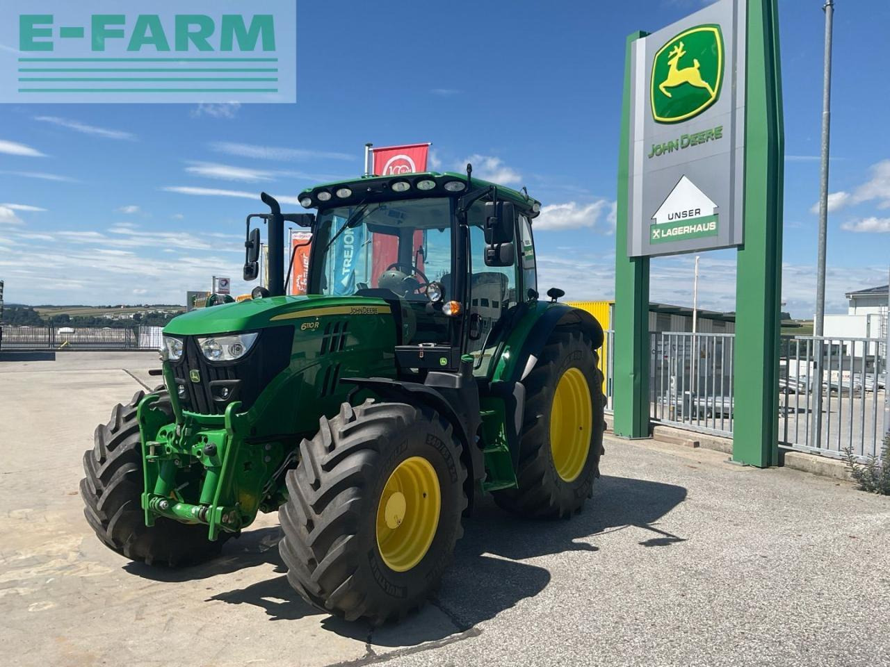 John Deere 6110R - Traktor: gambar 1 John Deere 6110R - Traktor: gambar 1