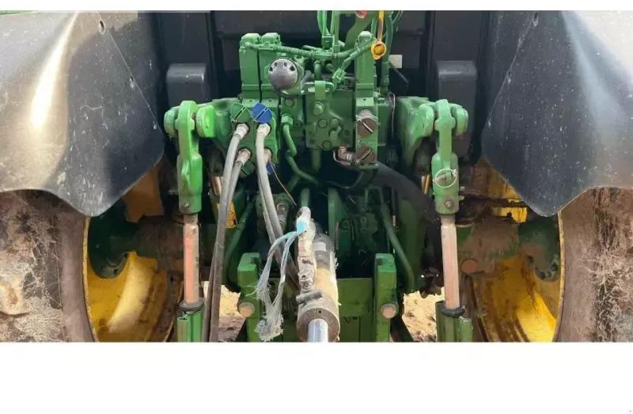 John Deere 6110m - Traktor: gambar 5 John Deere 6110m - Traktor: gambar 5