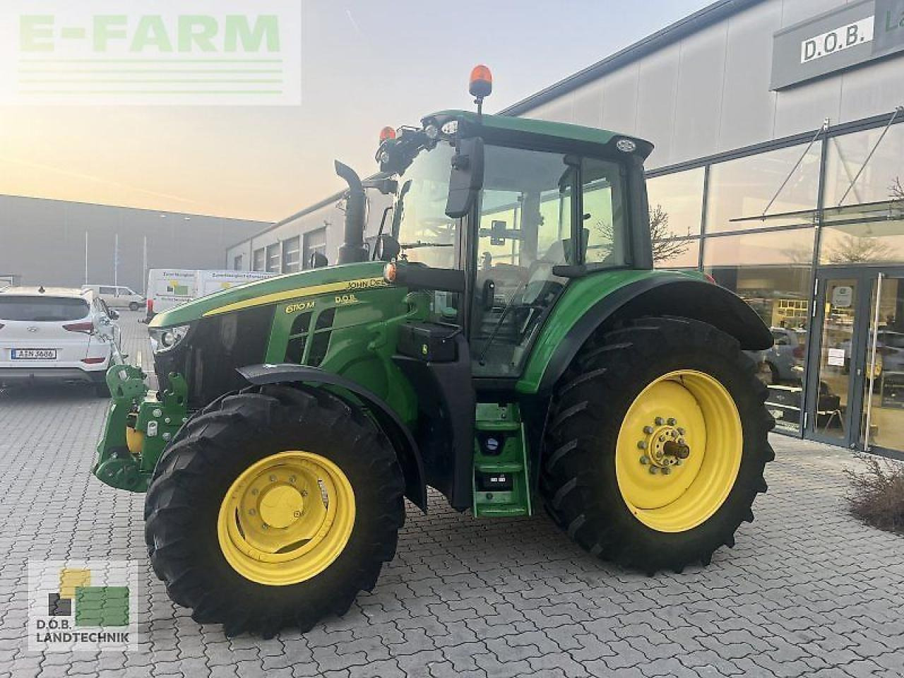 John Deere 6110m - Traktor: gambar 2 John Deere 6110m - Traktor: gambar 2