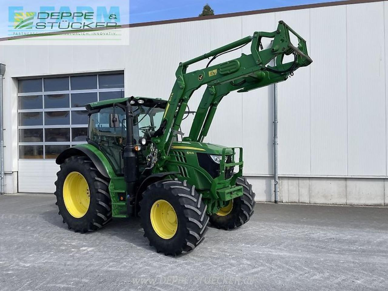 Traktor John Deere 6110r: gambar 6