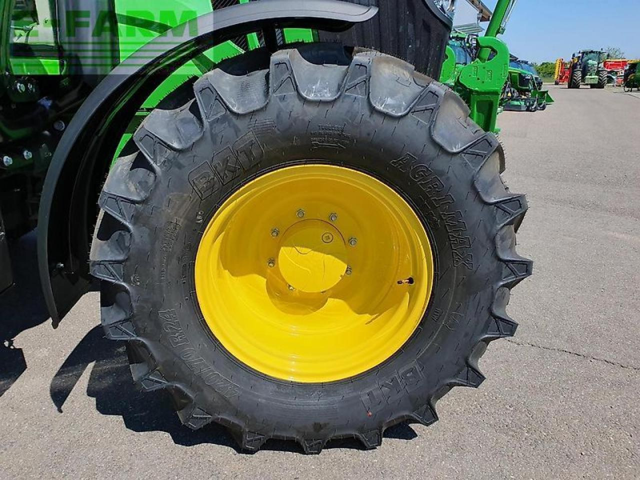 John Deere 6120m aq+ - Traktor: gambar 3 John Deere 6120m aq+ - Traktor: gambar 3