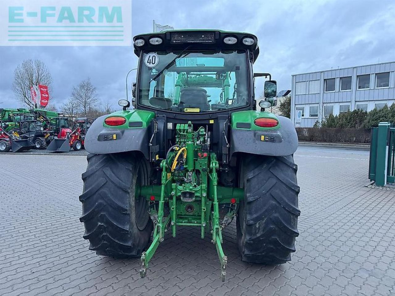 John Deere 6120r - Traktor: gambar 5 John Deere 6120r - Traktor: gambar 5