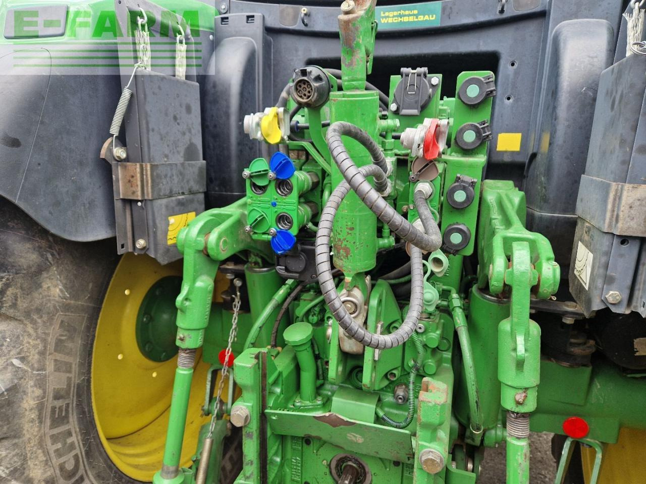 John Deere 6125R - Traktor: gambar 5 John Deere 6125R - Traktor: gambar 5