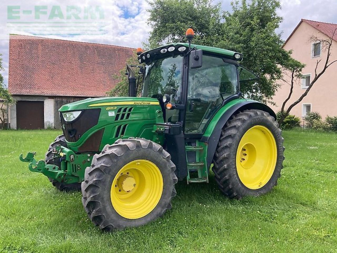 John Deere 6125r - Traktor: gambar 1 John Deere 6125r - Traktor: gambar 1