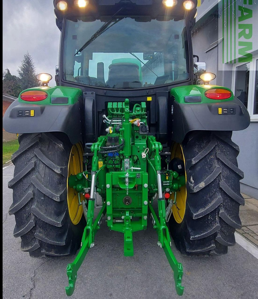 John Deere 6130R - Traktor: gambar 2 John Deere 6130R - Traktor: gambar 2