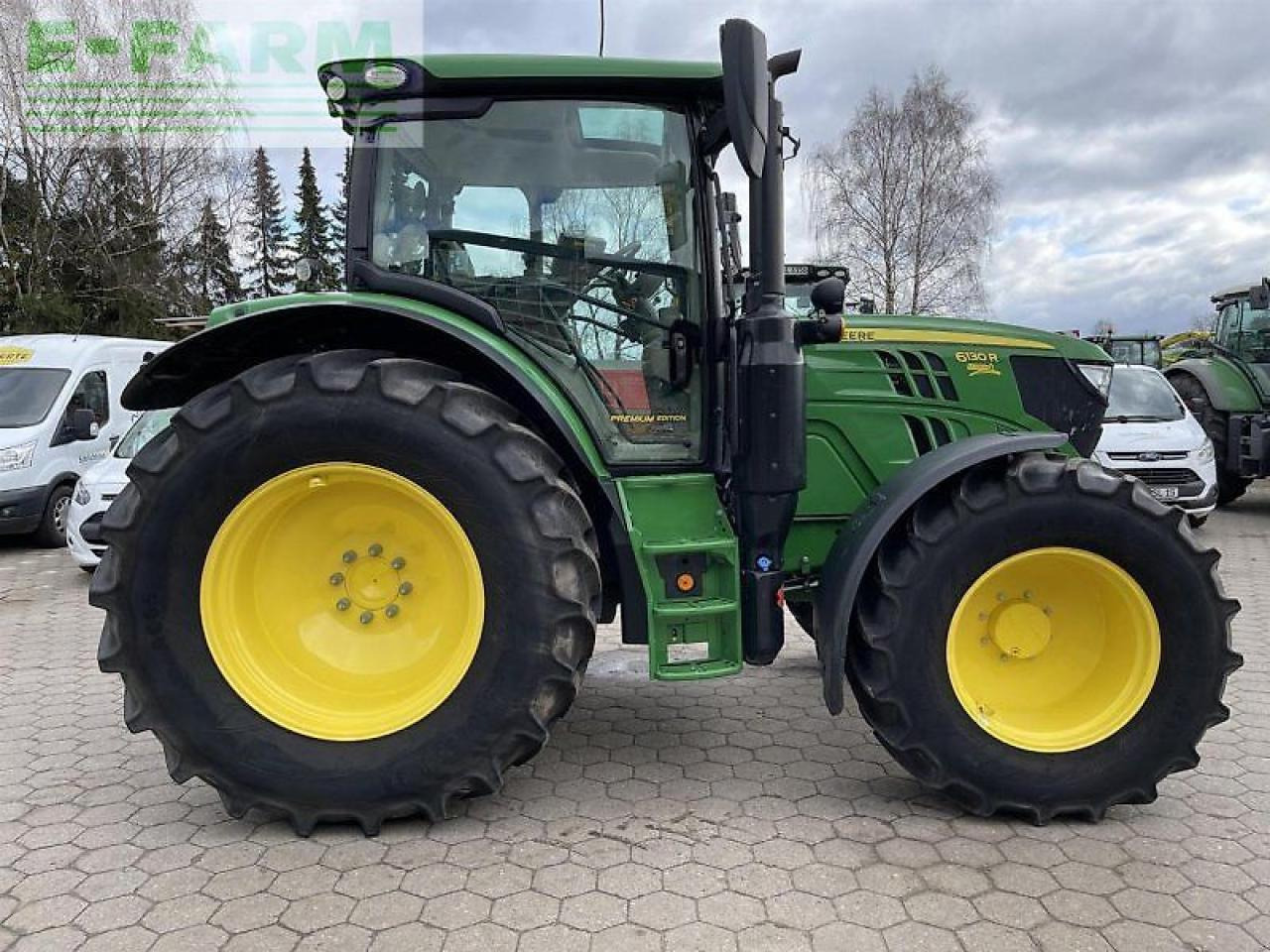 John Deere 6130r - Traktor: gambar 5 John Deere 6130r - Traktor: gambar 5