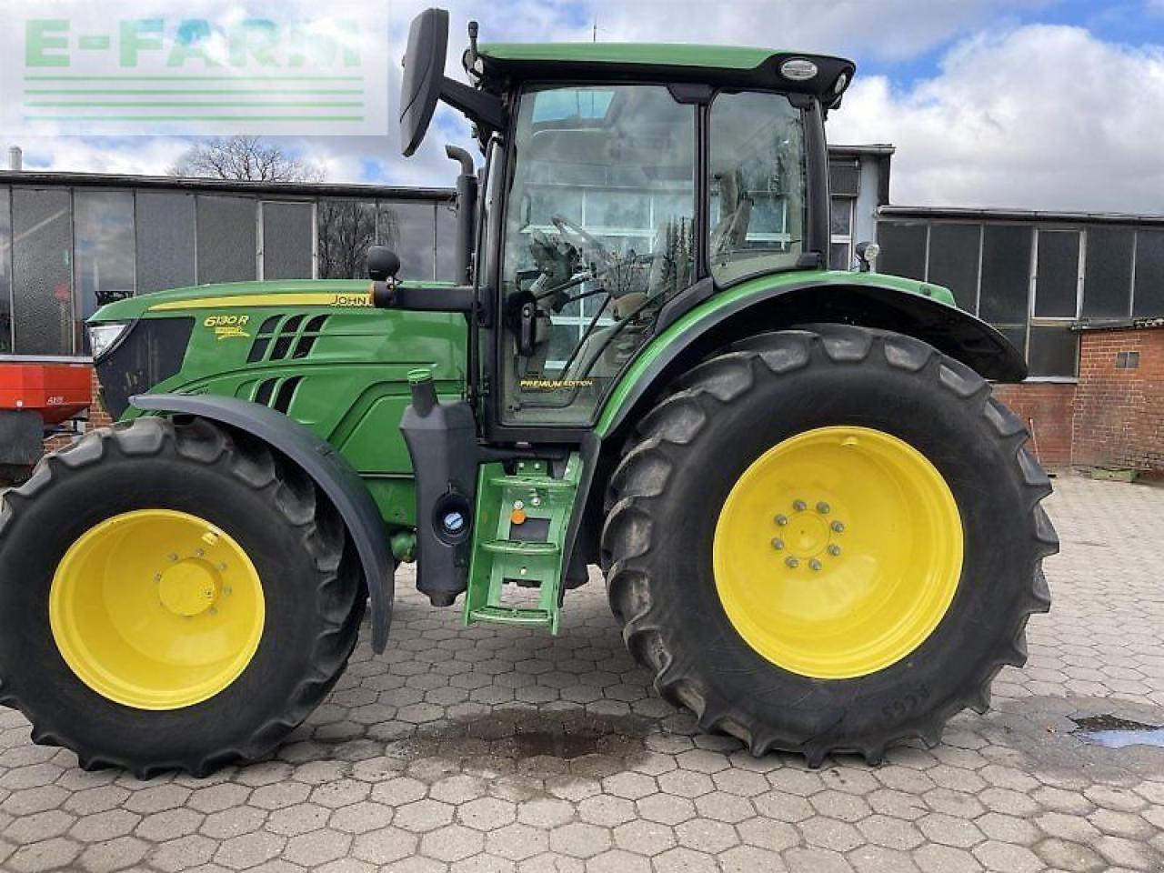 John Deere 6130r - Traktor: gambar 4 John Deere 6130r - Traktor: gambar 4