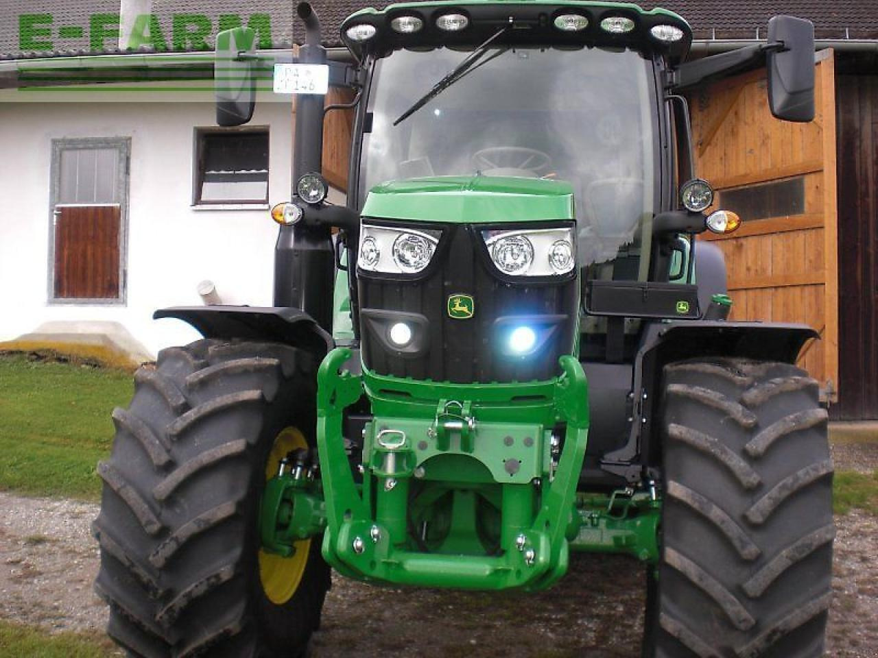 John Deere 6130r - Traktor: gambar 3 John Deere 6130r - Traktor: gambar 3