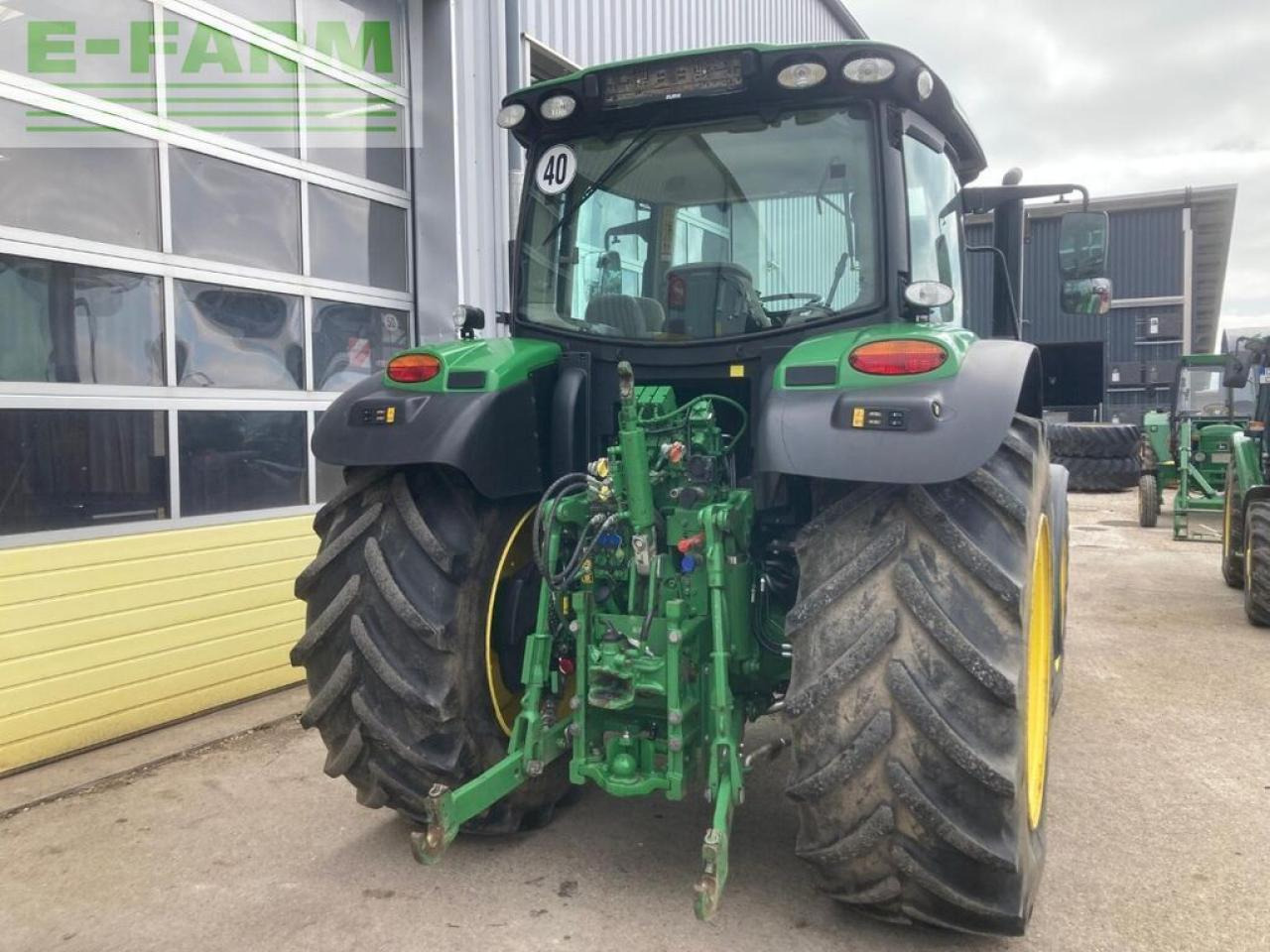 John Deere 6130r - Traktor: gambar 5 John Deere 6130r - Traktor: gambar 5